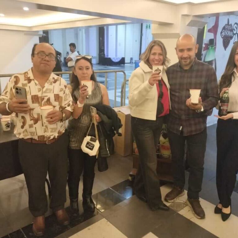 b54b5ce6-d73b-4ae1-a40e-e872ffa9bdba-tinified