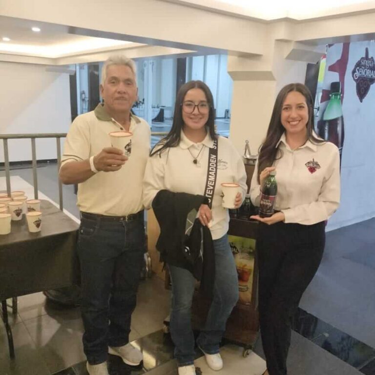 e3d75ff7-5ad7-4f0f-ac0c-a5d570011f70-tinified